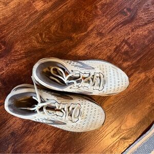 Brook Light Blue Athletic Shoes